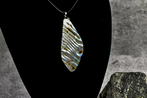 Necklace - Mother of Pearl Focal Drop