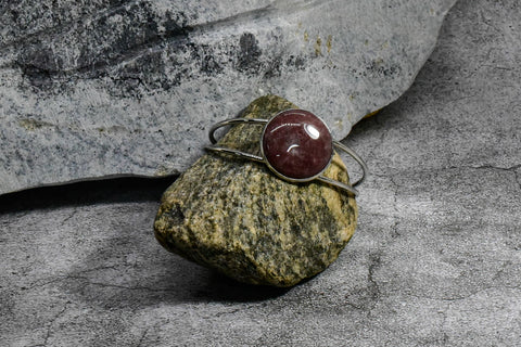 Bracelet - Dramatic Dark Purple Cabochon Stone