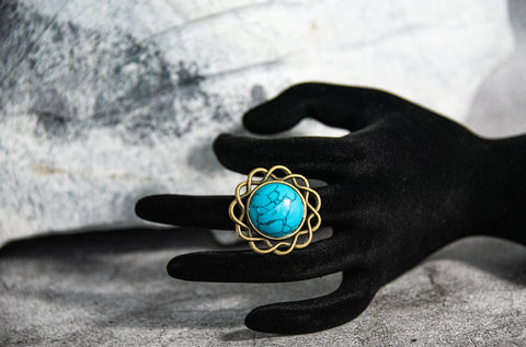 Retro Ring - Turquoise Cabochon