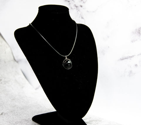 Dramatic Black Stone Necklace