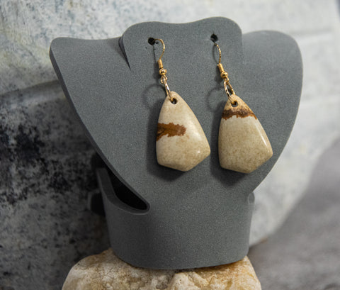 Eye-Catching Jasper Focal Stone Earrings