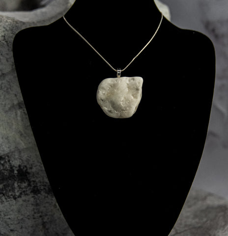 Eye-Catching Large White Quartz Rock Snake Chain Necklace