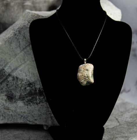 Eye-Catching White Quartz Shield Rock Necklace